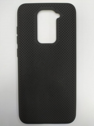 Накладка для Xiaomi Redmi Note 9 силиконовый с перфорацией чёрный