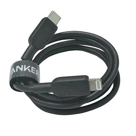 Usb Кабель-зарядка Type-C на Lightning Anker 310 (A81A1611) 0.9м черный