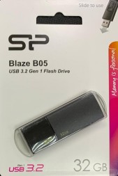 3.2 USB флеш накопитель Silicon Power 32GB Blaze B05 Black